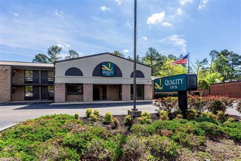 Quality inn tupelo ms  Pet friendly and accessible